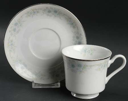 Blue Bell Footed Cup & Saucer Set