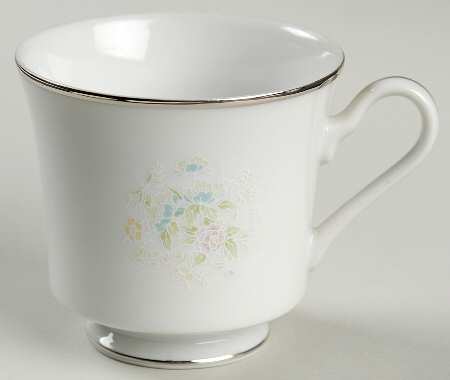 Bridal Bouquet Footed Cup