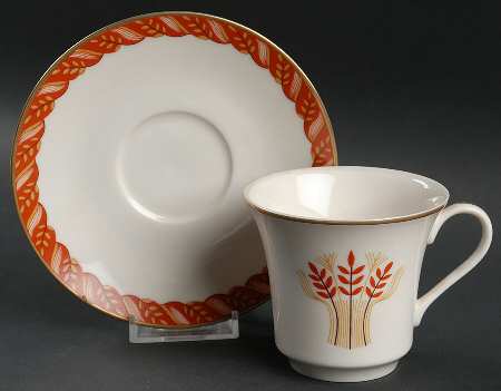 Country Squire Flat Cup & Saucer Set