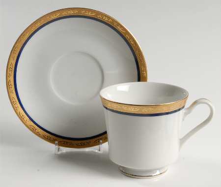 Essex Footed Cup & Saucer Set