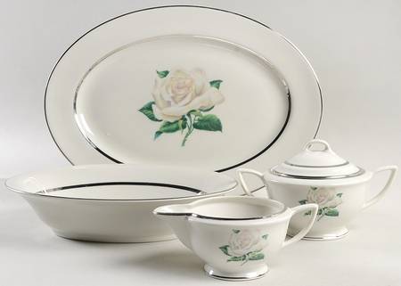 Manor House 5 Piece Hostess Set