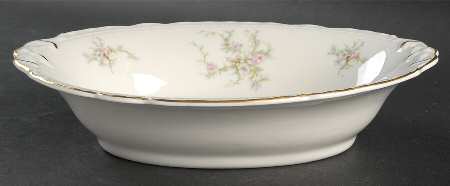 Susanna 10" Oval Vegetable Bowl