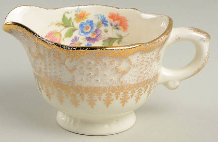 VOG16 Creamer