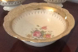 VOG8 9" Round Vegetable Bowl