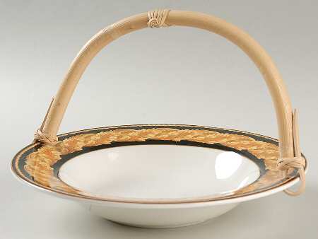 Renaissance 7''-7 1/4'' Basket W/Bamboo Handle HC