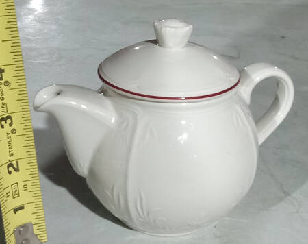 VIL29 Teapot & Lid