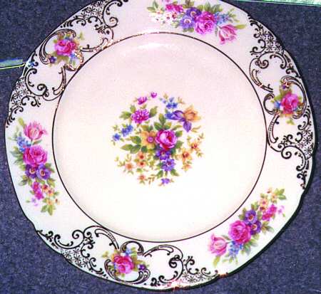 VIT117 Dinner Plate