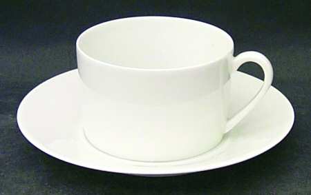 VIG63 Flat Cup & Saucer Set