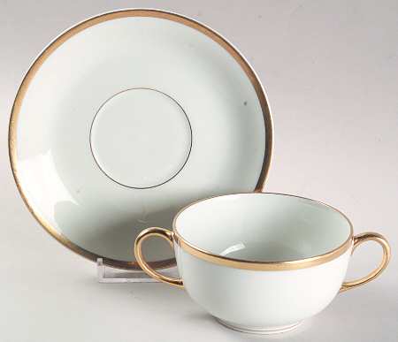 VIG64 Flat Bouillon Cup & Saucer