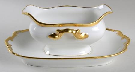 VIG64 Gravy Boat with Attached Underplate