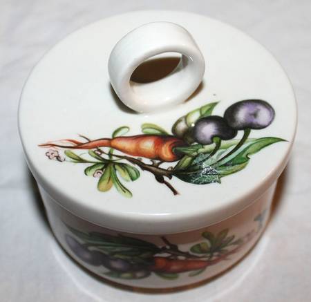 VIL34 Sugar Bowl & Lid