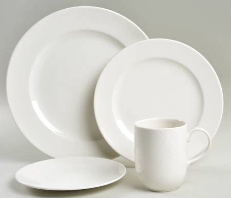 Tipo White 4 Piece Place Setting