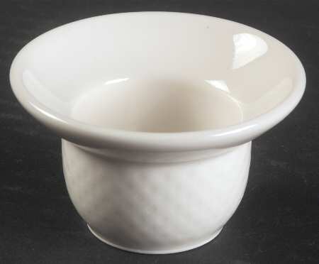 Tipo White Single Egg Cup