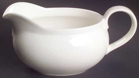 Tipo White Gravy Boat