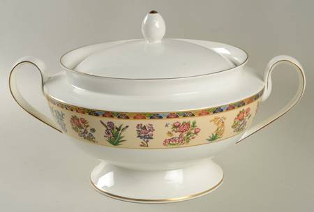 Bengal Tureen &  Lid