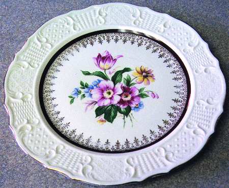 VOG131 Dinner Plate