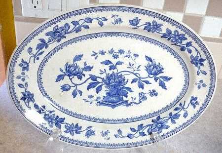 VIL39 12" Oval Serving Platter