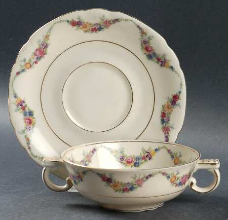 VIT138 Flat Cream Soup Bowl & Saucer Set