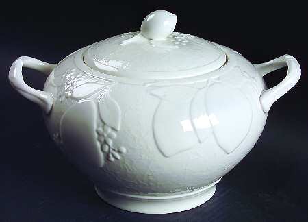 Chardonnay Tureen &  Lid
