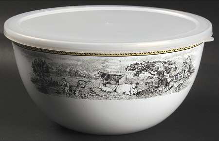 Audun Ferme 8" Metal Mixing Bowl & Plastic Lid