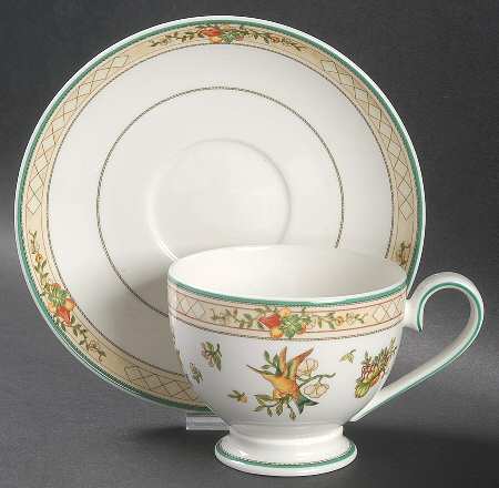 Golden Birds Footed Cup & Saucer Set