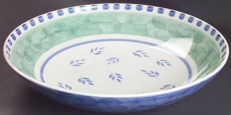 Blue Leaves Round Shallow Bowl