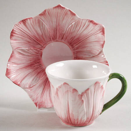 Viola Flat Cup & Saucer Set