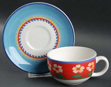 White Flowers Flat Cup & Saucer Set