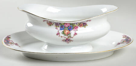 VIT156 Gravy Boat with Attached Underplate