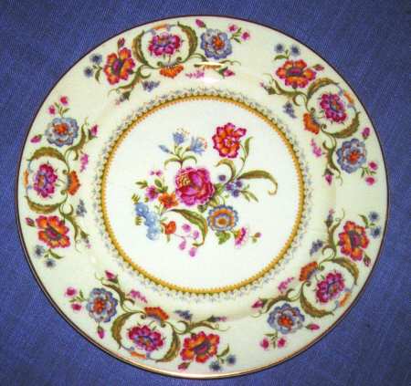 VIG76 Dinner Plate
