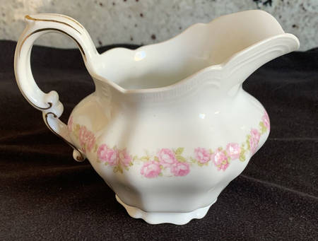 VNN51 Creamer