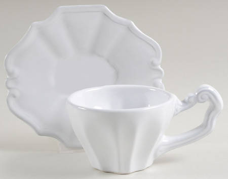 Antico Bianco Flat Cup & Saucer Set