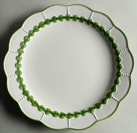 Boxwood 13" Chop Plate (Round Platter)