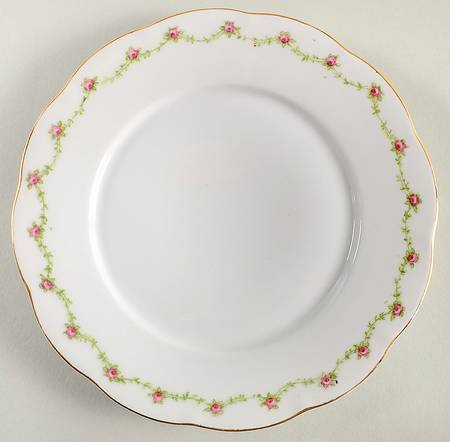 VTO24 Salad Plate