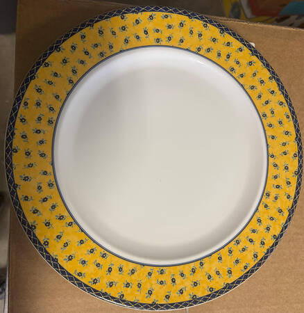 Chateau Chop Plate (Round Platter)
