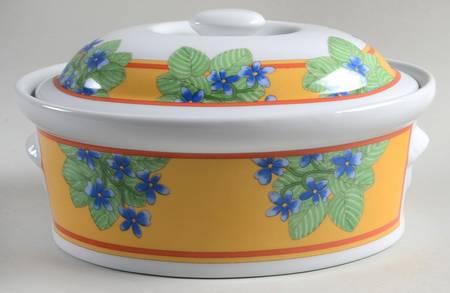 Mississippi 1.25 Quart Oval Covered Casserole