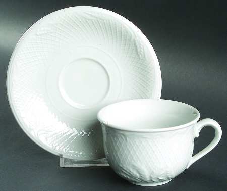 Campanola Flat Cup & Saucer Set