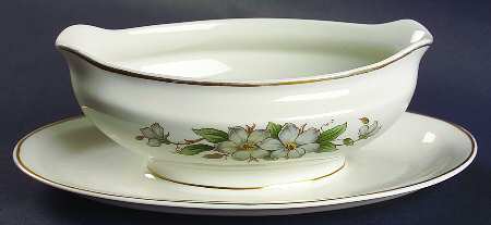 Arlington Gravy Boat with Attached Underplate
