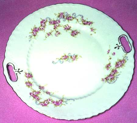 VTO35 Handled Cake Plate