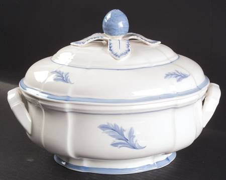 Casa Azul Tureen &  Lid by Villeroy & Boch