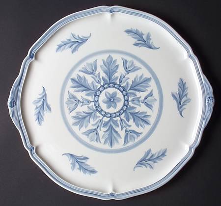Casa Azul Handled Cake Plate by Villeroy & Boch