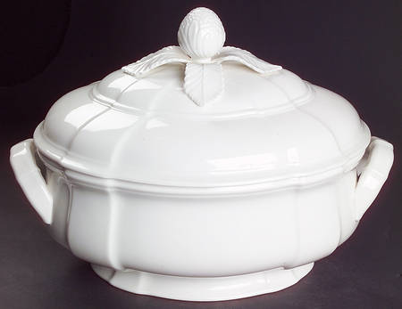 Chambord (White, Fine China) Tureen &  Lid