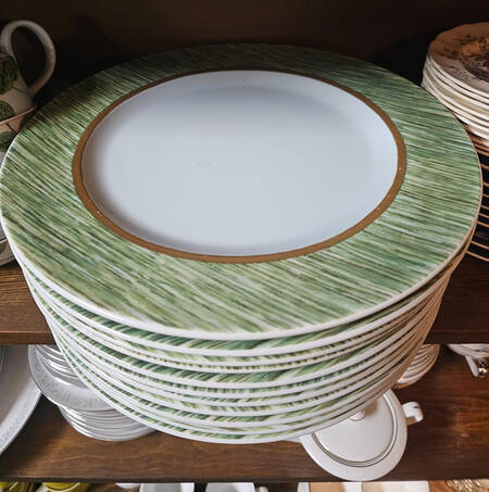 Botanica Service Plate (Charger)