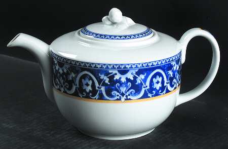 Porto Alegre Teapot & Lid