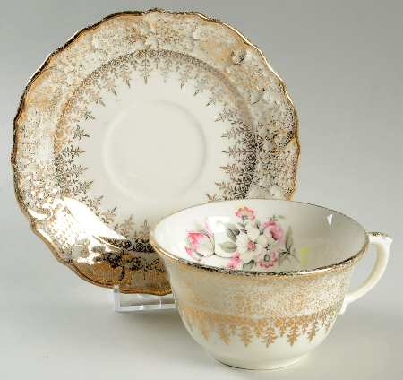 VOG61 Flat Cup & Saucer Set