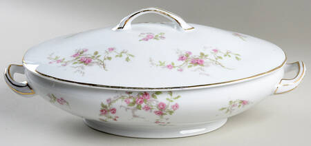 VTO46 Oval Covered Vegetable