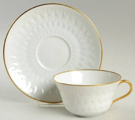 Florence (Gold Trim) Flat Cup & Saucer Set