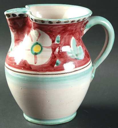VIE29 32 Oz Pitcher