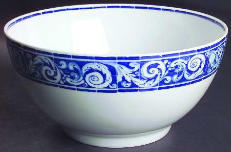 Figuras 9" Salad Serving Bowl