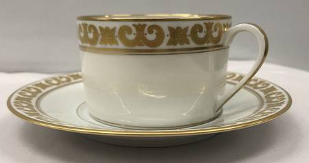 VIG102 Flat Cup & Saucer Set